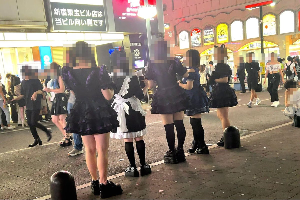 「医者の卵」が歌舞伎町で課外実習、立ちんぼ女性に汗拭きシート配る意味「他者への共感養ってほしい」